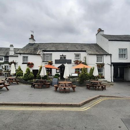 Kings Arms Hotel Hawkshead Bagian luar foto