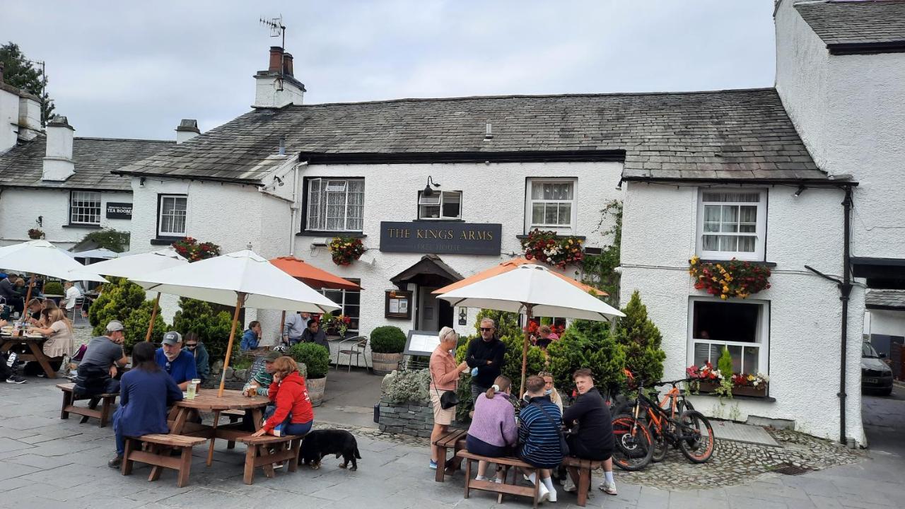 Kings Arms Hotel Hawkshead Bagian luar foto